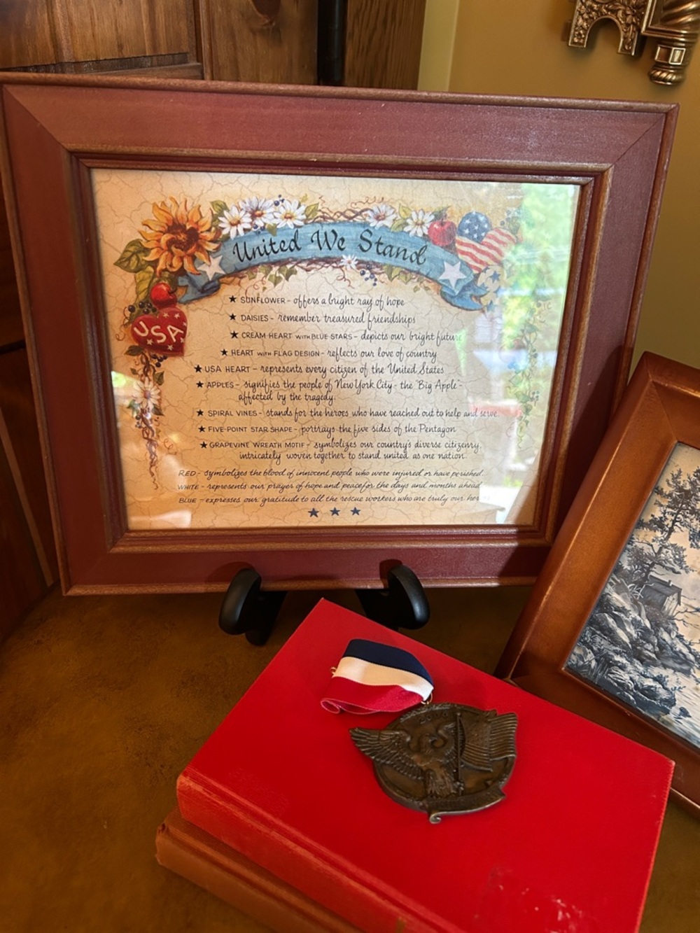 Framed 'United We Stand' Patriotic Vintage Wall Art - Picture 4 of 4